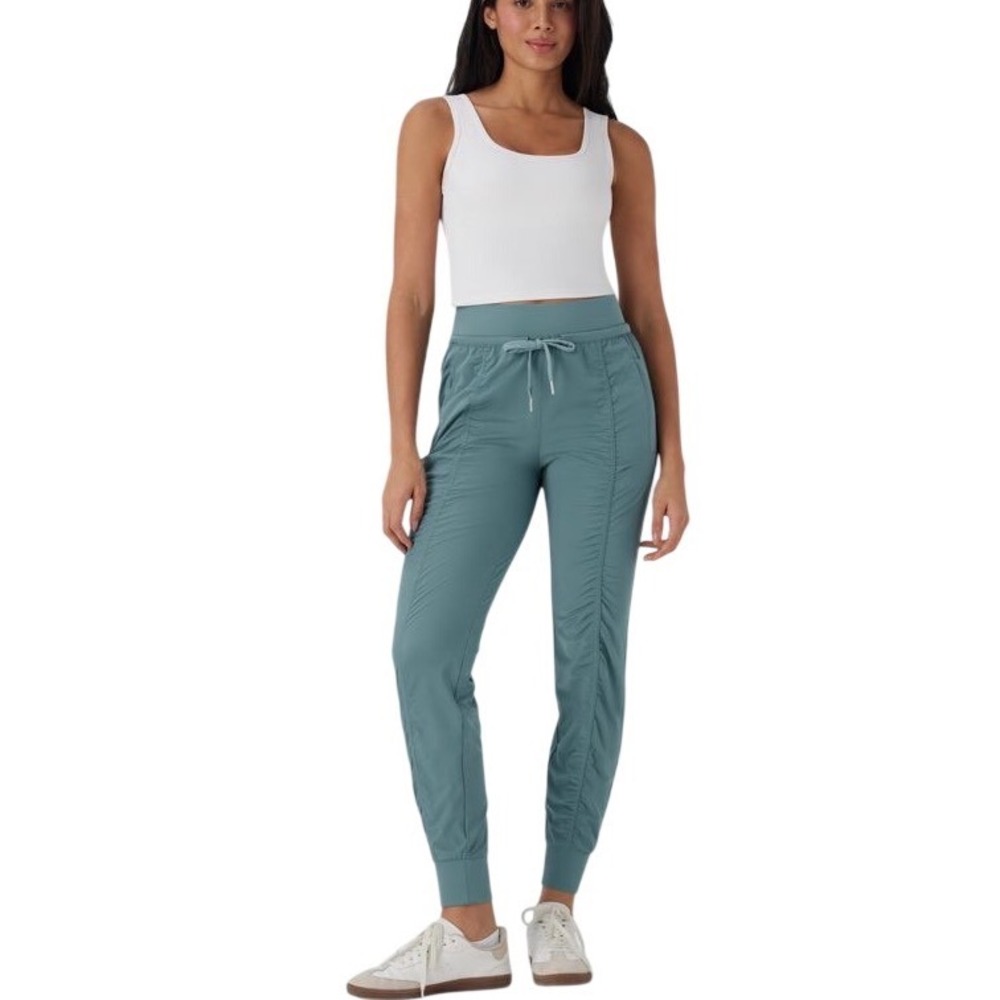 Halara High Waisted Drawstring Tapered Travel Joggers, Size Medium, NWT
